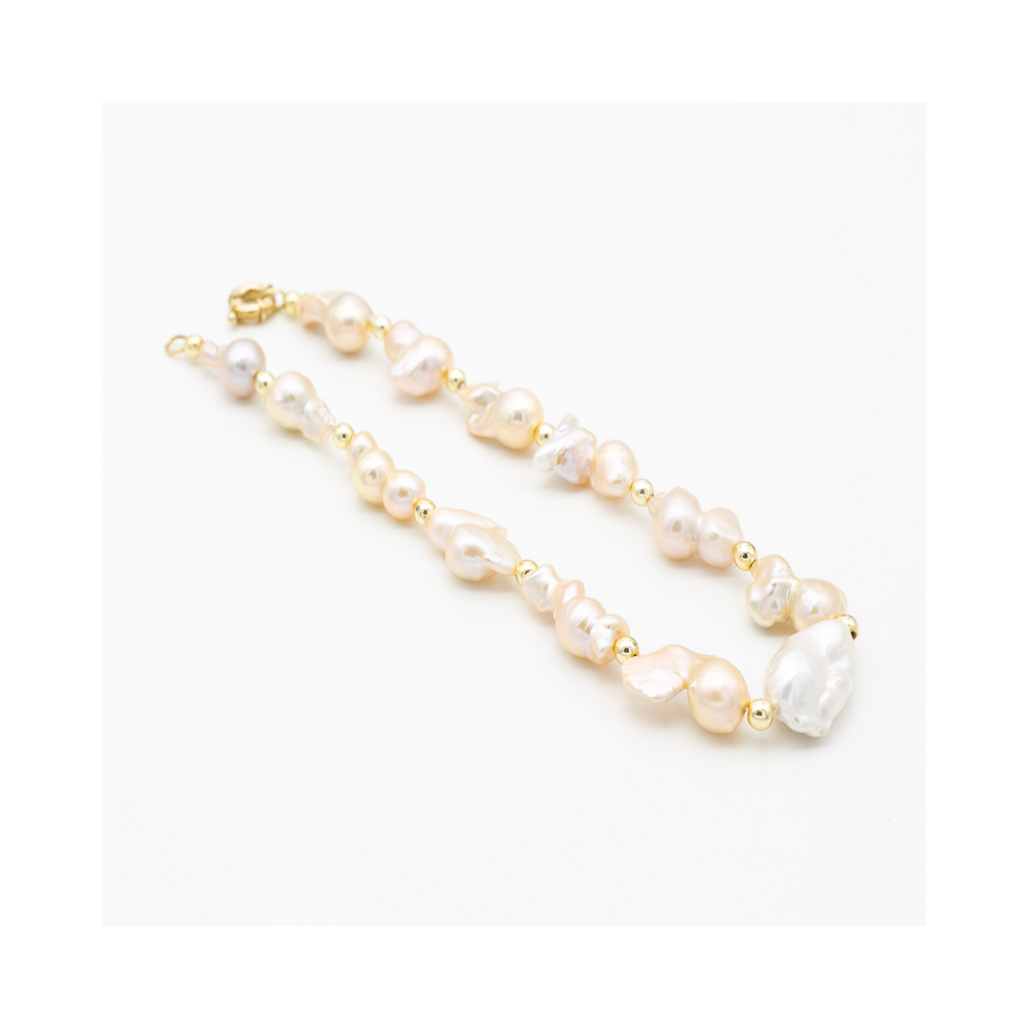 Baroque Peachy White Necklace